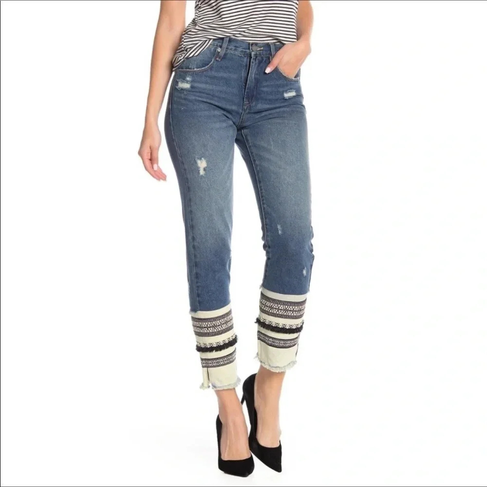 BlankNYC Embellished Straight Leg Denim Blue Jeans v6x